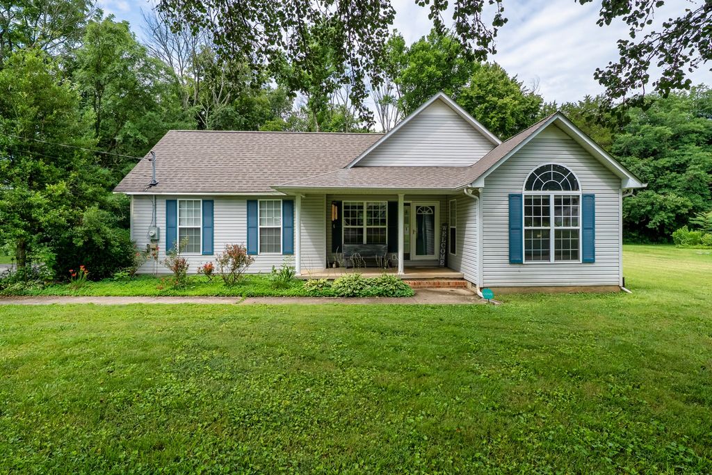 358 Bookout Ln, Cowan, TN 37318