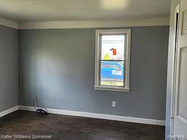 11130 Stephens Road, Warren, MI 48089