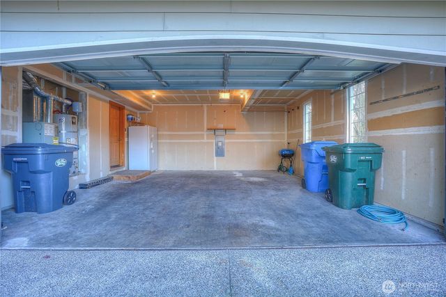 10415 Whitman Avenue SW, Lakewood, WA 98499