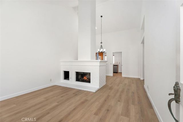 17 Dartmouth, Irvine, CA 92612