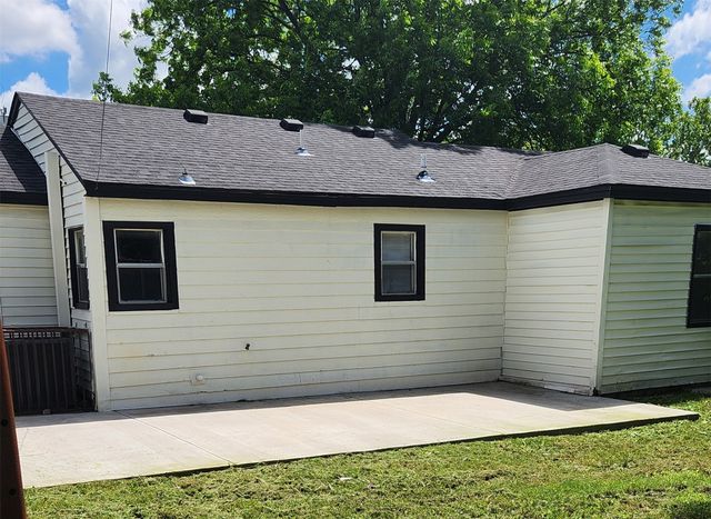 2613 Easter Avenue, Dallas, TX 75216
