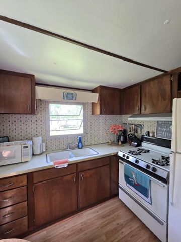 8386 Willow Drive, Lyons, MI 48851