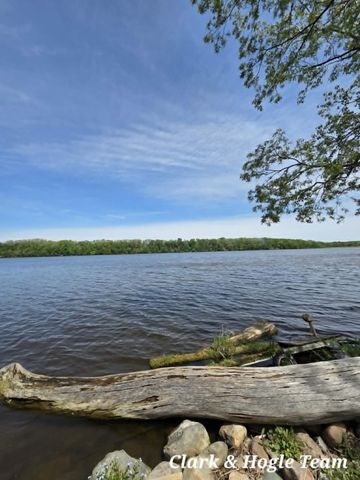 8386 Willow Drive, Lyons, MI 48851