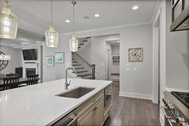 6467 Canopy Drive, Sandy Springs, GA 30328