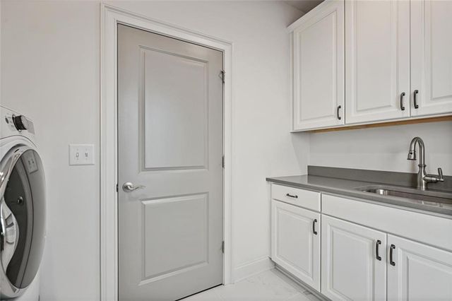 6467 Canopy Drive, Sandy Springs, GA 30328