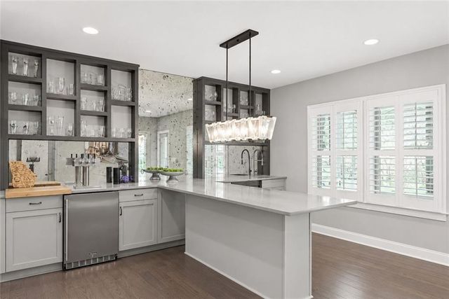 6467 Canopy Drive, Sandy Springs, GA 30328
