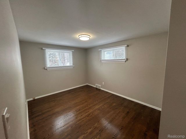 4472 BUCHANAN Avenue, Warren, MI 48092