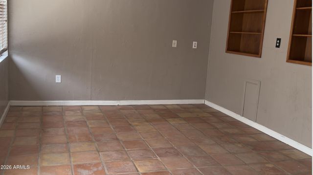 38 W THOMAS Lane, Tempe, AZ 85281