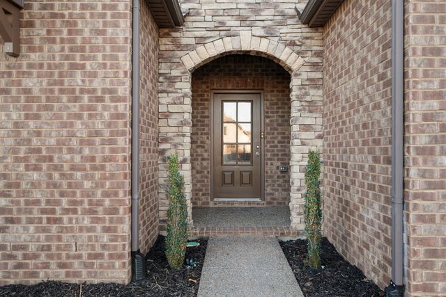 177 Ferdinand Dr, Gallatin, TN 37066