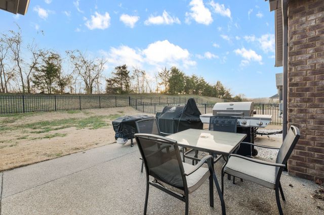 177 Ferdinand Dr, Gallatin, TN 37066