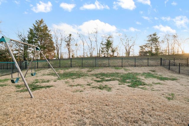 177 Ferdinand Dr, Gallatin, TN 37066