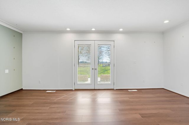16620 Mitchell Road, Bowling Green, OH 43402