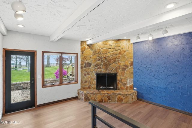 16620 Mitchell Road, Bowling Green, OH 43402