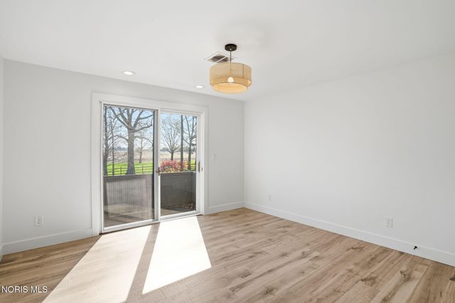 16620 Mitchell Road, Bowling Green, OH 43402