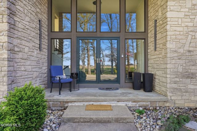 16620 Mitchell Road, Bowling Green, OH 43402