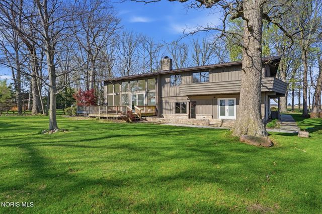 16620 Mitchell Road, Bowling Green, OH 43402