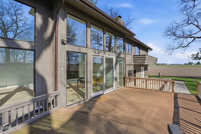 16620 Mitchell Road, Bowling Green, OH 43402