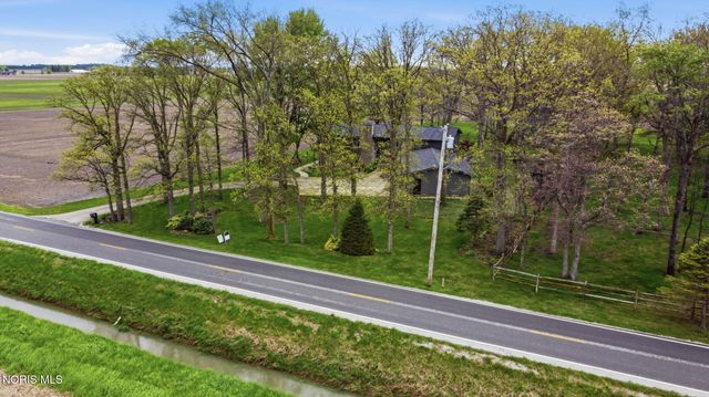 16620 Mitchell Road, Bowling Green, OH 43402