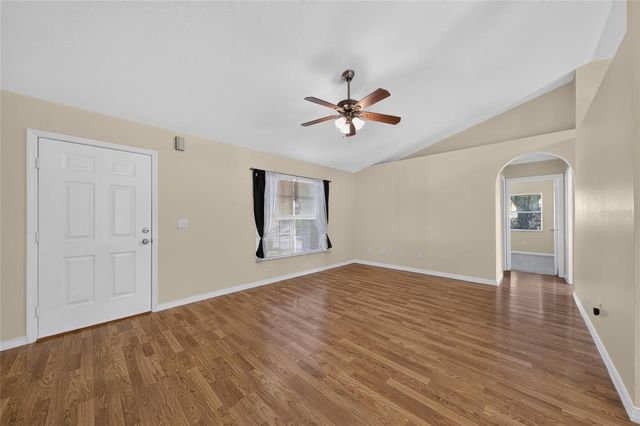 827 FORESTWOOD DRIVE, Minneola, FL 34715