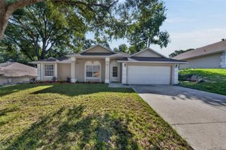 827 FORESTWOOD DRIVE, Minneola, FL 34715