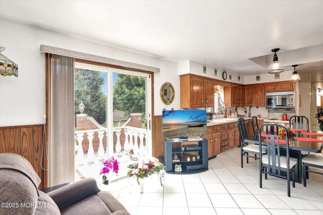 418 Atlantic Avenue, Aberdeen, NJ 07747