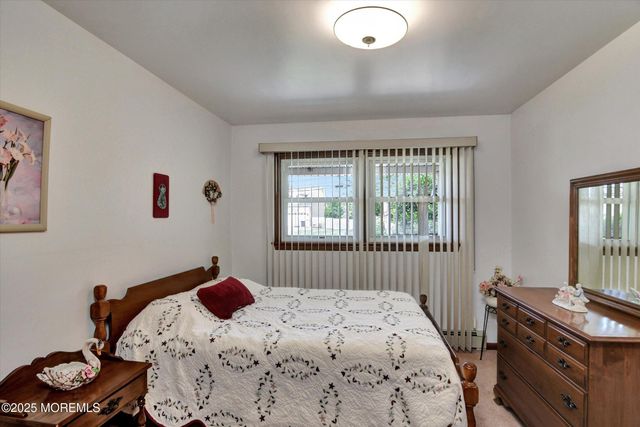 418 Atlantic Avenue, Aberdeen, NJ 07747