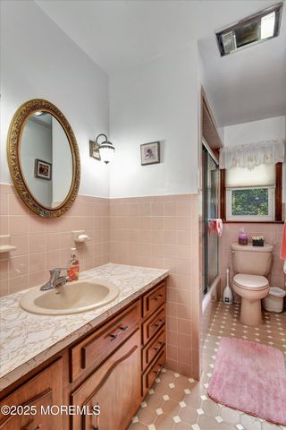 418 Atlantic Avenue, Aberdeen, NJ 07747