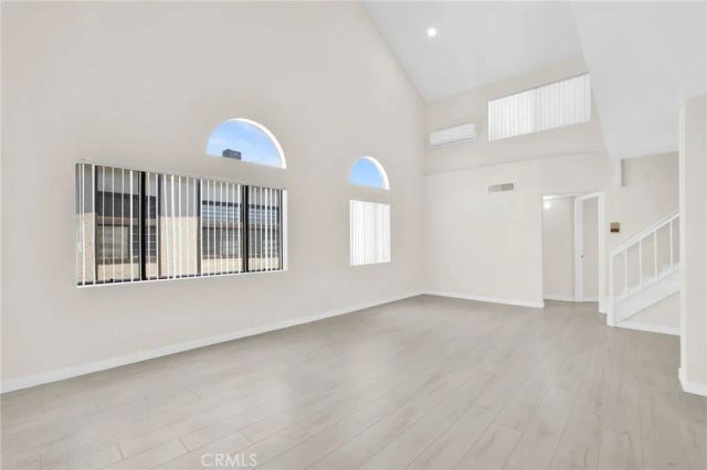 7750 Laurel Canyon Boulevard 9, North Hollywood, CA 91605