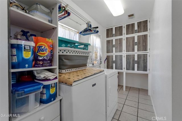 43014 7th Street E, Lancaster, CA 93535