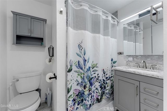 43014 7th Street E, Lancaster, CA 93535