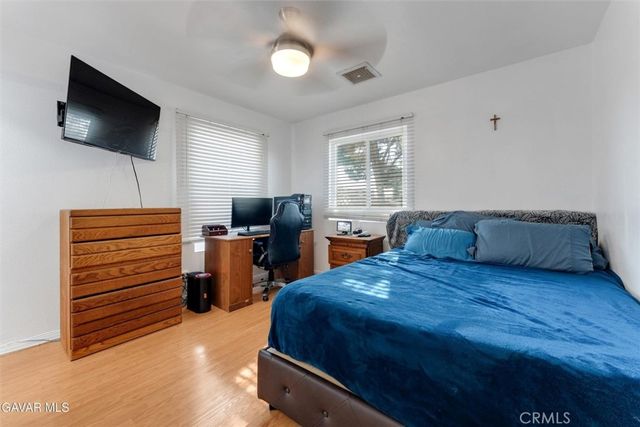 43014 7th Street E, Lancaster, CA 93535