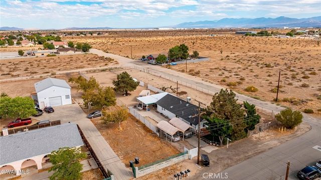 43014 7th Street E, Lancaster, CA 93535