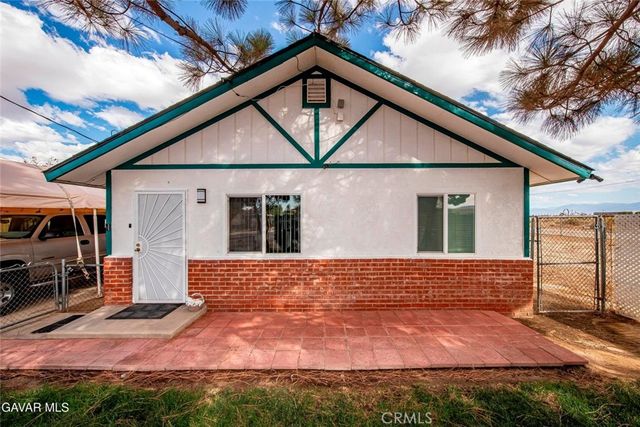 43014 7th Street E, Lancaster, CA 93535