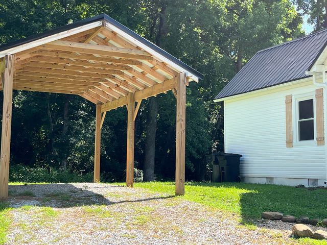 227 Cox Lane, Soddy Daisy, TN 37379
