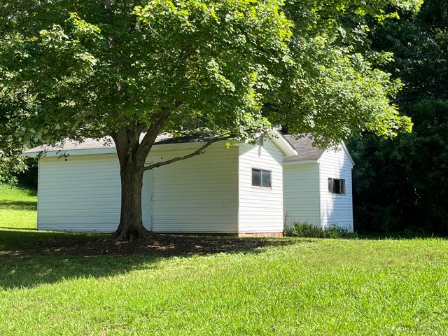 227 Cox Lane, Soddy Daisy, TN 37379