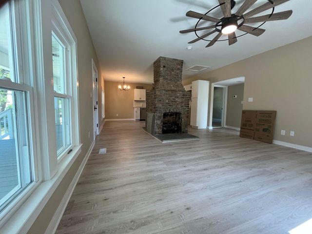 227 Cox Lane, Soddy Daisy, TN 37379