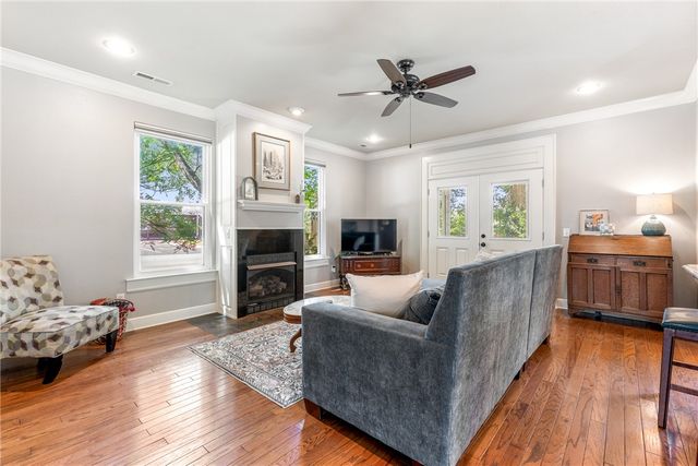 301 NW B Street, Bentonville, AR 72712