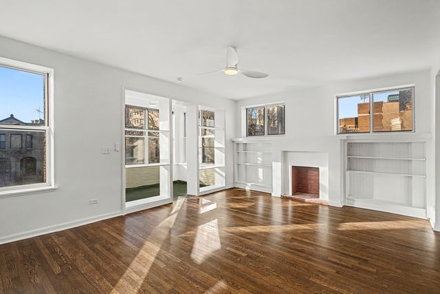 6121 S Woodlawn Avenue 2, Chicago, IL 60637