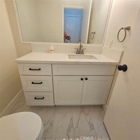 2951 Wimbledon, Corona, CA 92879