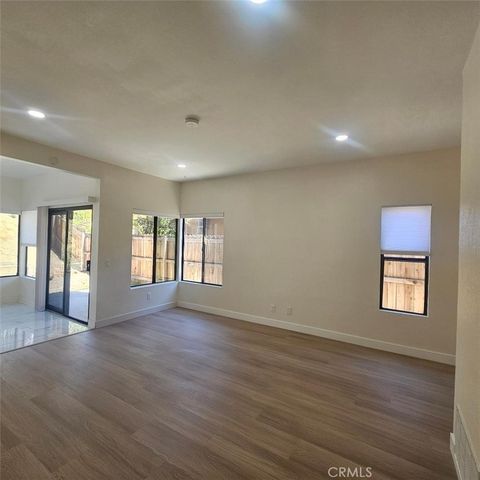 2951 Wimbledon, Corona, CA 92879