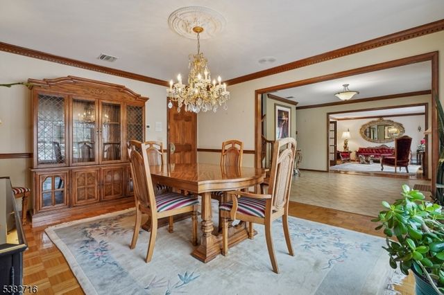 32 Nancy Terrace, Washington Twp., NJ 07853