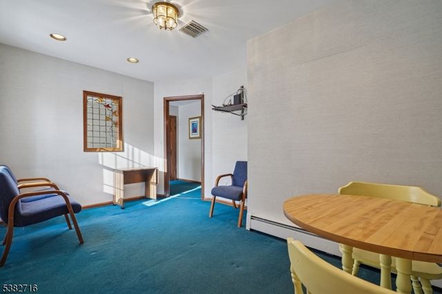 32 Nancy Terrace, Washington Twp., NJ 07853