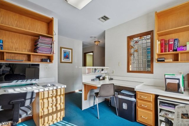 32 Nancy Terrace, Washington Twp., NJ 07853