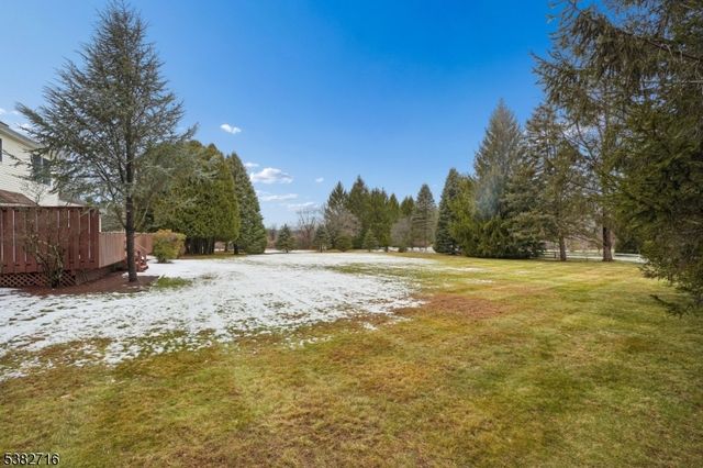 32 Nancy Terrace, Washington Twp., NJ 07853