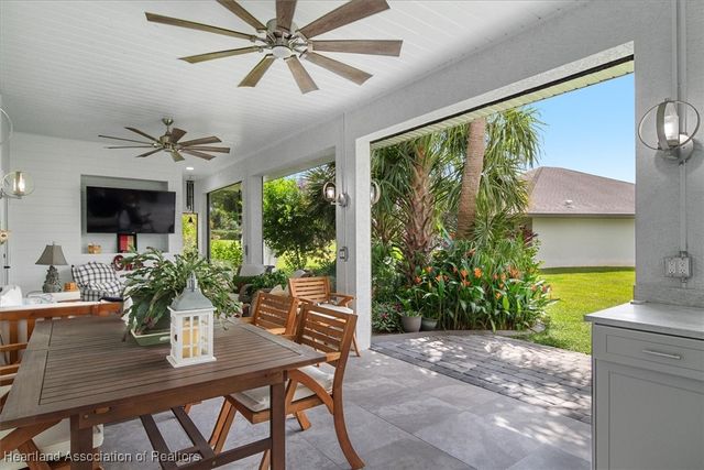17 Acacia Court N, Lake Placid, FL 33852