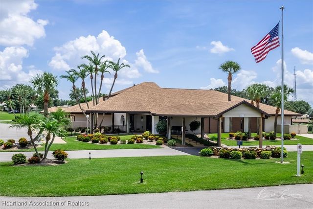 17 Acacia Court N, Lake Placid, FL 33852