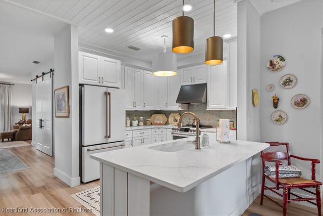 17 Acacia Court N, Lake Placid, FL 33852