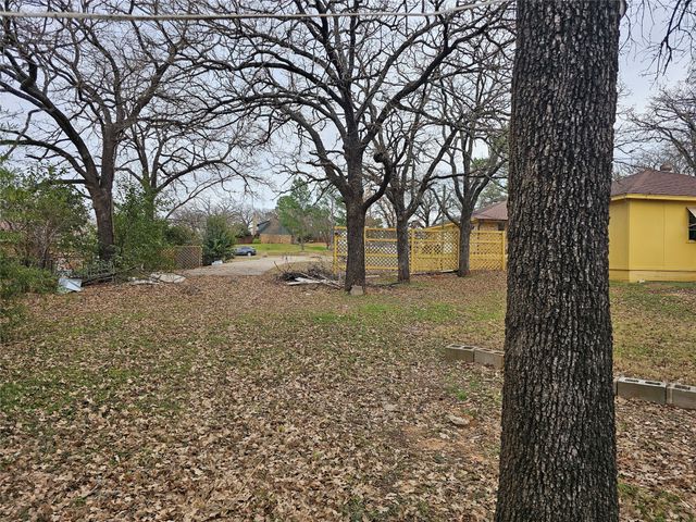 5955 Pecan Circle, Alvarado, TX 76009