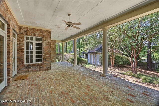 415 Pembrooke Drive, Madison, MS 39110