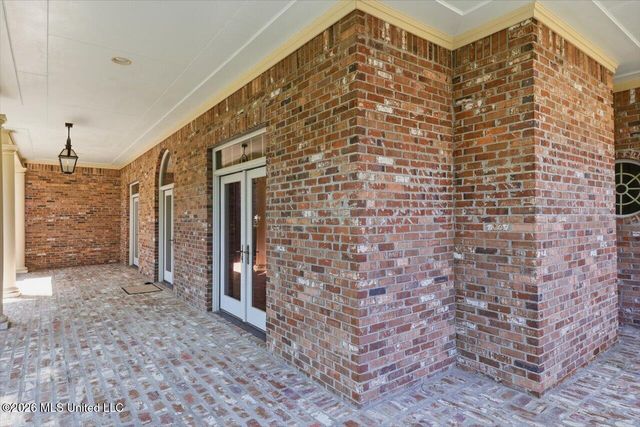 415 Pembrooke Drive, Madison, MS 39110